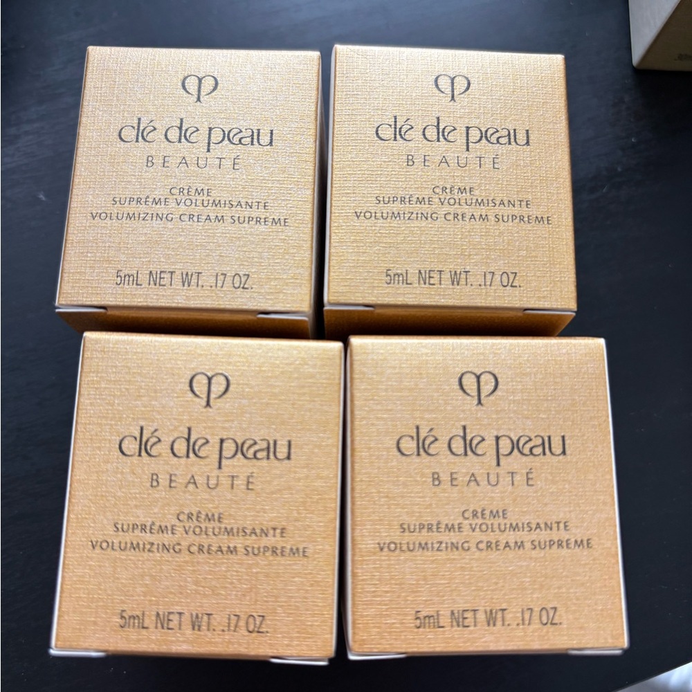 Cle de peau volumizing cream supreme 20ml